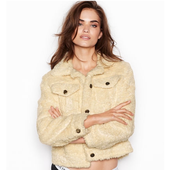 2018 VICTORIA SECRET SHERPA JACKET. - Picture 3 of 6